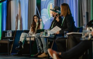 (Colloque ABSA – WFO delegate Agustina Diaz Valdez, a young farmer and former president of the Ateneo Sociedad Rural Argentina, at the Round Table "The Voice of Agriculture" – Photo credit: ©Université Laval/ Dany Vachon)